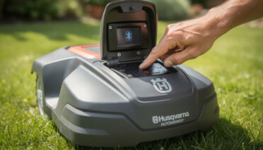 découvrez comment activer facilement le bluetooth sur votre robot tondeuse husqvarna pour une gestion simplifiée et connectée de votre jardin.